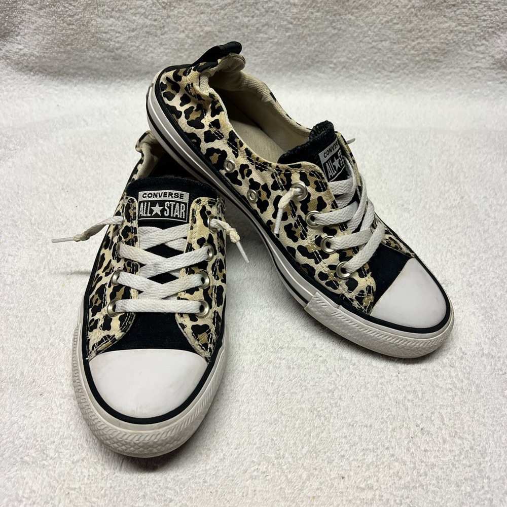 🐆 Converse Leopard Anima Print Sneakers Women’s Size 8.5